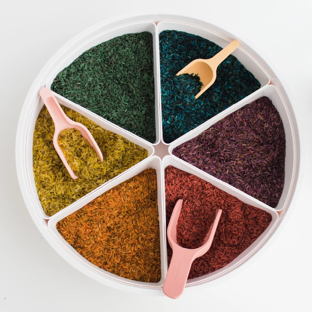 PlayTRAY of autumn rice and scoops