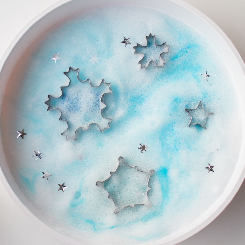 Winter-Themed Sensory and Creative Play Ideas for Toddlers and Young Children