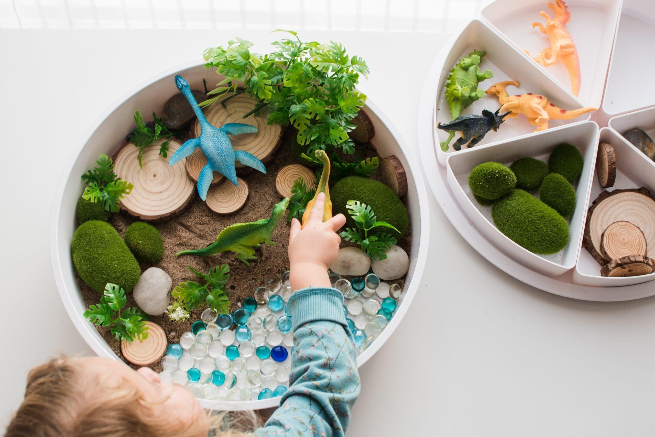 Easy Sensory Tuff Tray Ideas your Toddler will love