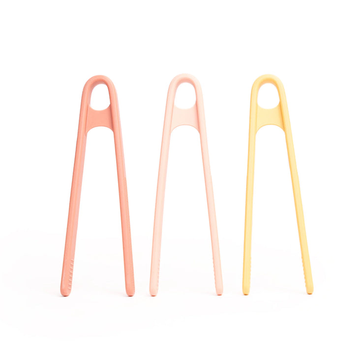 Set of 3 silicone tongs ergonomically crafted for young children&